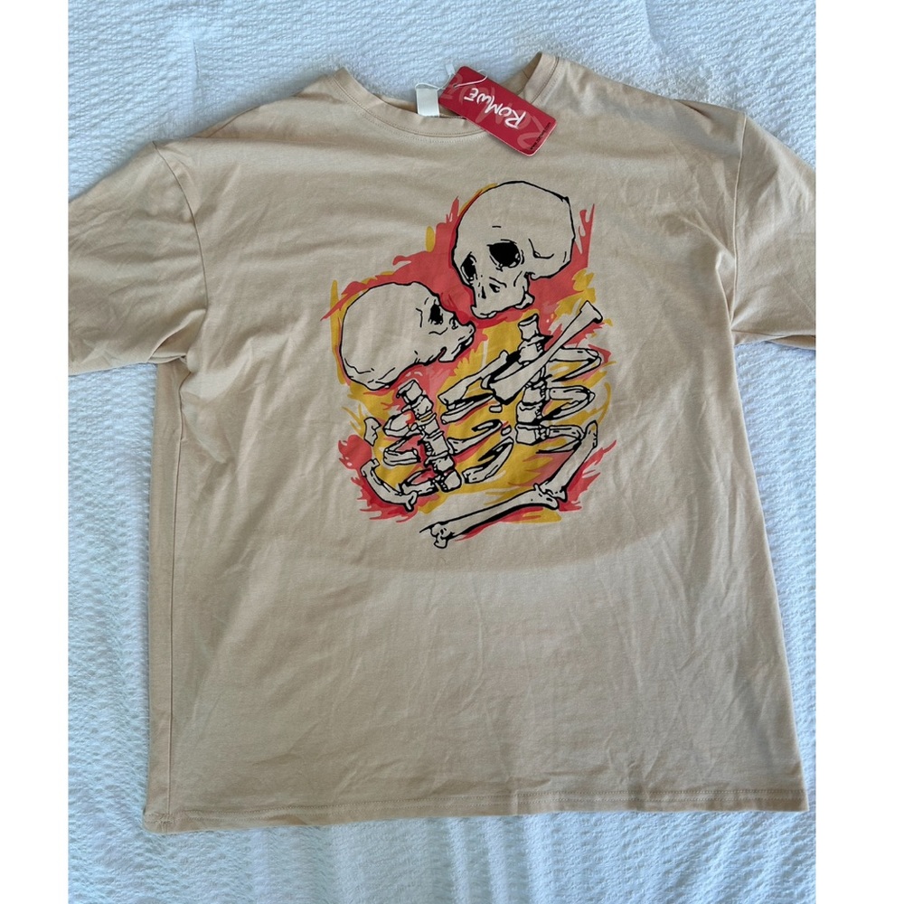 tan graphic tee